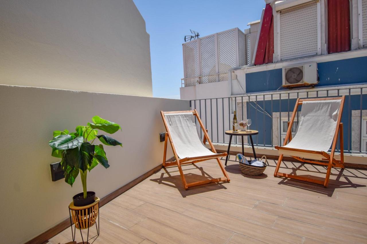 Central & Stylish 2 Bedroom Apartment W/ Balcony カスカイス エクステリア 写真